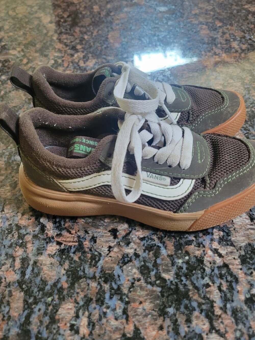Vans Toddler Green Sneakers - Picture 4 of 5